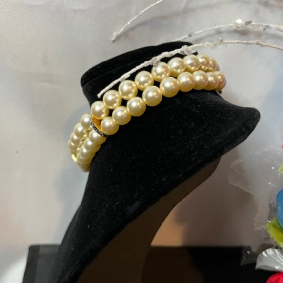 Vintage Fashion Pearl Choker. - Picture 2 of 3